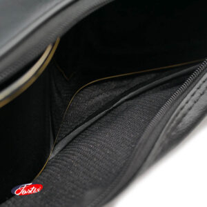 Makana กระเป๋ากีต้าร์โปร่ง หนังบุฟองน้ำหนา 5 มิล มีกระเป๋าเล็กด้านหน้า 1 ช่อง มีสายสะพายและหูหิ้วด้านข้าง