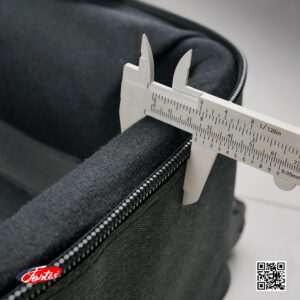 คีย์บอร์ดที่ใช้งานได้ YAMAHA PSR หลายรุ่น, Roland XPS -30 มาพร้อมมีสายสะพายหลังเสริมความแข็งแรง