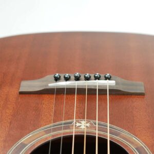 กีต้าร์โปร่ง ขนาด 36 นิ้ว ทรง GS mini สีไม้อ่อน