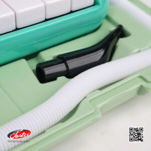Forte Melodian เมโลเดียน 32 คีย์ สีเขียว ในชุดแถมสายเป่า 1 เส้น มีปากเป่าแถม 1 อัน