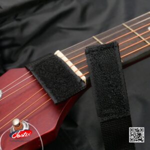 D&J กระเป๋ากีต้าร์โปร่ง 41 นิ้ว DJ10 สีแดง ภายในมีสายรัดคอกีตาร์