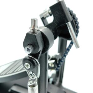 กระเดื่องกลอง กระเดื่องเดี่ยว DEX-100 มีตัวล็อคเข้ากับขอบกลองเบสดรัม ติดตั้งกับกลองเบสได้แน่นหนา ไม่หลุดง่ายในระหว่างเล่น